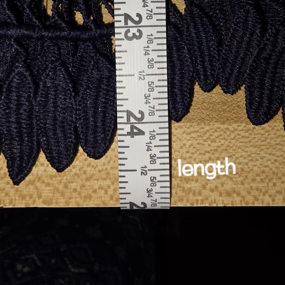 NWOT-Aqua Black and White Lace Blouse (BL7) - Picture 7 of 8